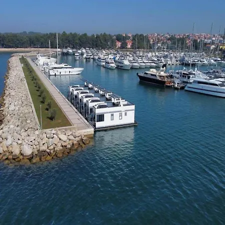Botel Maritime Houseboat With Rooftop Lounge Novigrad Istria